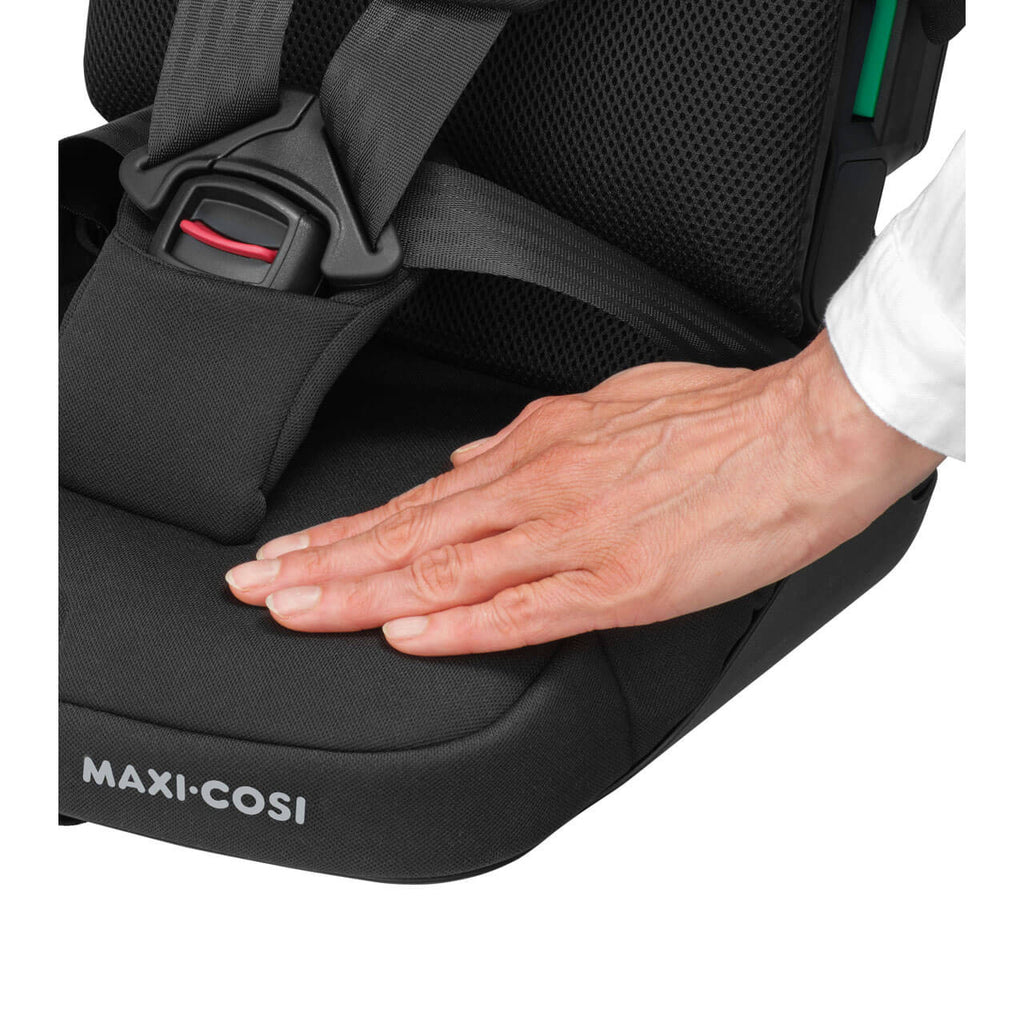 Maxi Cosi Nomad Plus - Authentic Black
